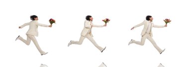 Beyazda izole edilmiş komik bir adam.