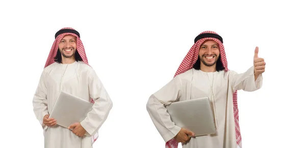 笔记本电脑上白色孤立的阿拉伯男人 — 图库照片