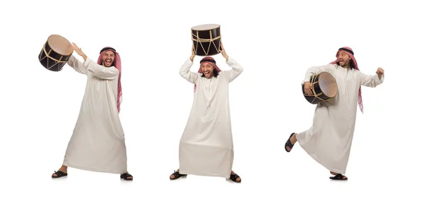 Arabiska mannen spelar trumma isolerad på vit — Stockfoto
