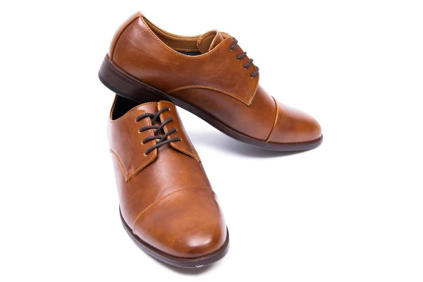 Chaussures brunes isolées sur fond blanc — Photo