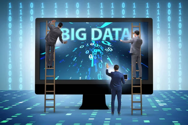 Big Data koncepció adatbányász elemzővel — Stock Fotó