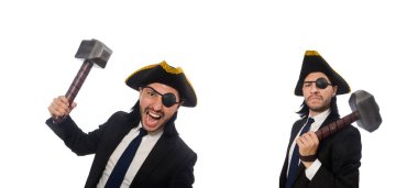 Korsan işadamı beyaz izole çekiç ile