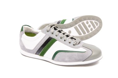 Beyaz arka plan üzerinde izole sportif gösteriler