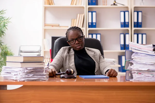 Black female lawyer in courthouse