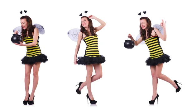 Молодая женщина в пчелином костюме, изолированная на белом — стоковое фото