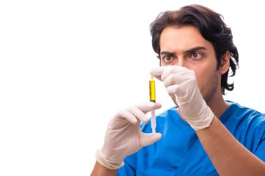 Beyaz tenli yakışıklı doktor. 