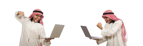 Homem árabe com laptop isolado no branco — Fotografia de Stock