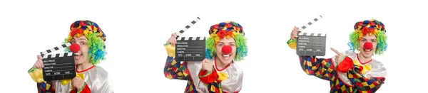 Clown avec film clapper isolé sur blanc — Photo