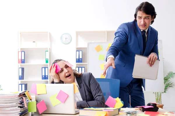 Two colleagues employees working in the office — Stock Photo, Image