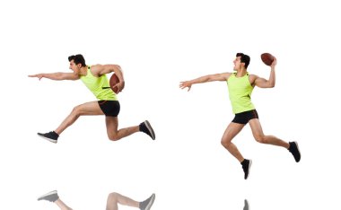 Amerikan futbolu üzerine beyaz izole çalmaya adam