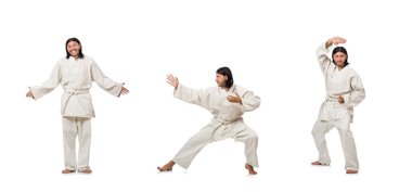 Karate dövüşçüsü beyaz üzerine izole