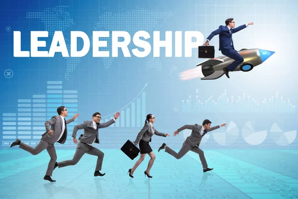 Concepto de liderazgo con varios empresarios — Foto de Stock