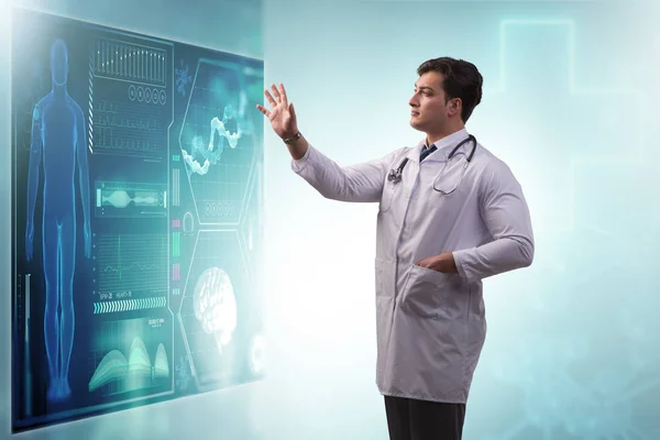 Doctor in telemedicine concept looking at screen — Stock Photo, Image