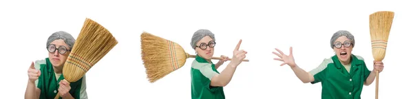 Femme avec brosse balayante isolée sur blanc — Photo