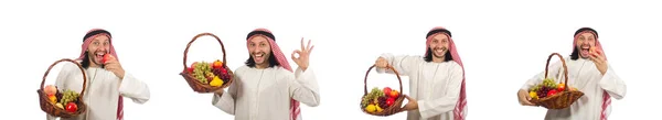 Araber mit Früchten isoliert auf weiß — Stockfoto