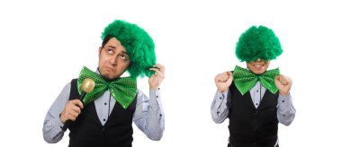 Aziz Patrick Tatil Konsepti 'ndeki komik adam