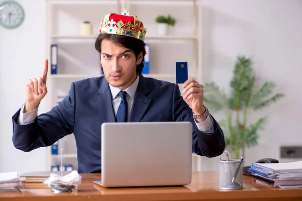 Young king businessman working in the office — Stock Photo, Image