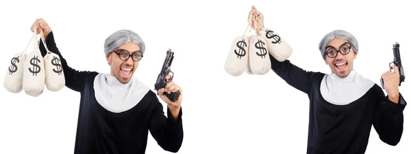 Hombre vestido de monja con pistola y bolsas de dinero — Foto de Stock