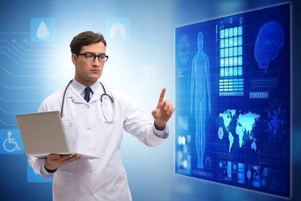 Arzt im telemedizinischen Konzept blickt auf Bildschirm — Stockfoto