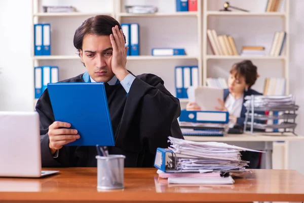 Two lawyers working in the office — Stock Photo, Image