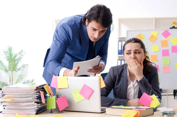 Two colleagues employees working in the office — Stock Photo, Image