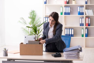 Kadın çalışanın işten çıkarılması ve kovulma kavramı