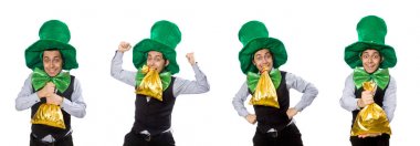 Aziz Patrick Tatil Konsepti 'ndeki komik adam