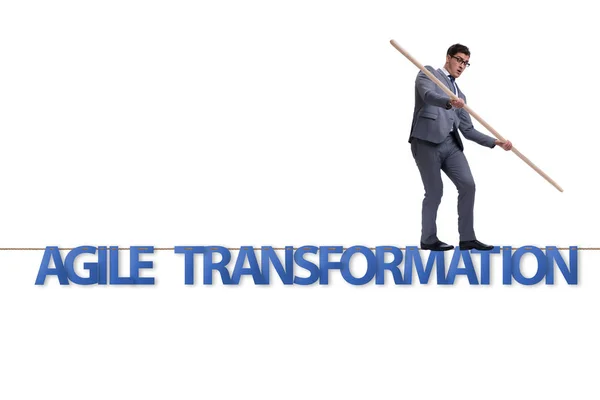 Koncepce Agile transformace s obchodníkem s těsným pochůzí — Stock fotografie