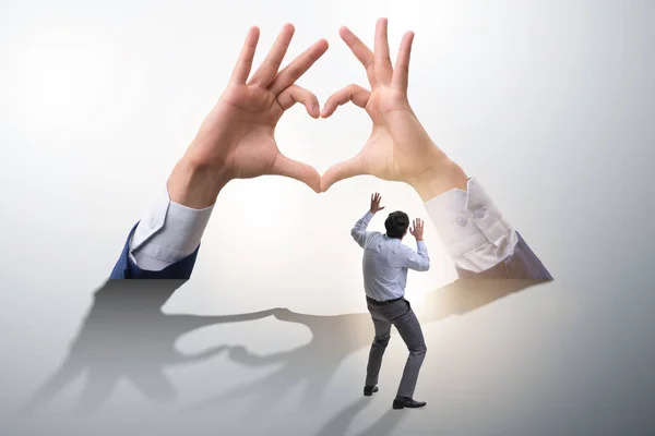 Hands showing heart gesture in love concept — Stock Photo, Image