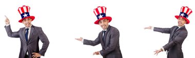adam beyaz izole Amerikan şapka ile 