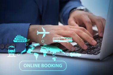 Seyahat için online rezervasyon kavramı