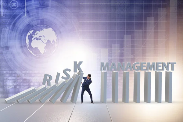 Przedsiębiorca w koncepcji zarządzania ryzykiem — Zdjęcie stockowe