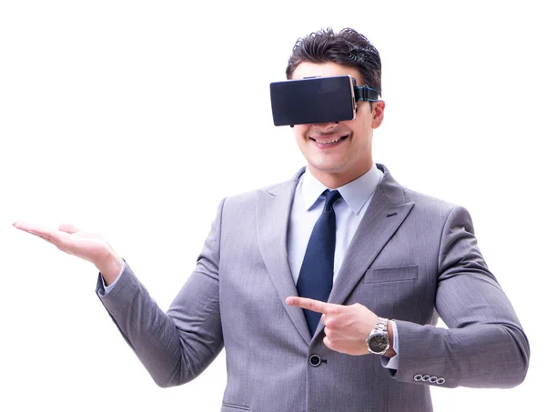 Homme d'affaires portant des lunettes VR réalité virtuelle isolé sur blanc — Photo