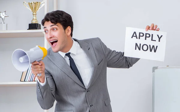 Geschäftsleute im Rekrutierungskonzept — Stockfoto