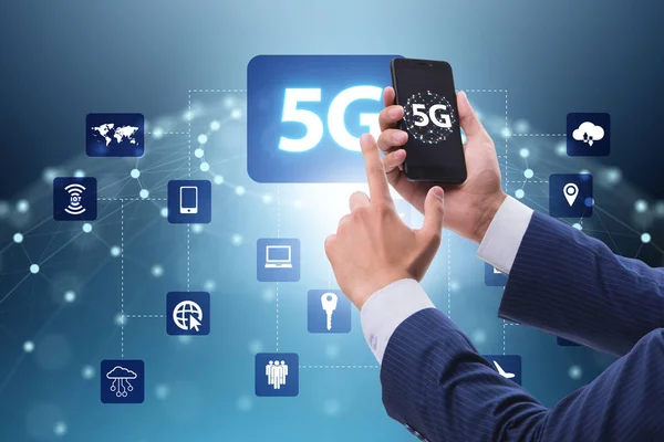 5G 모바일 기술 개념 - 인터넷의 빠른 속도 — 스톡 사진