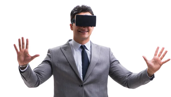 Biznesmen w okularach VR wirtualnej rzeczywistości odizolowanych na biało — Zdjęcie stockowe