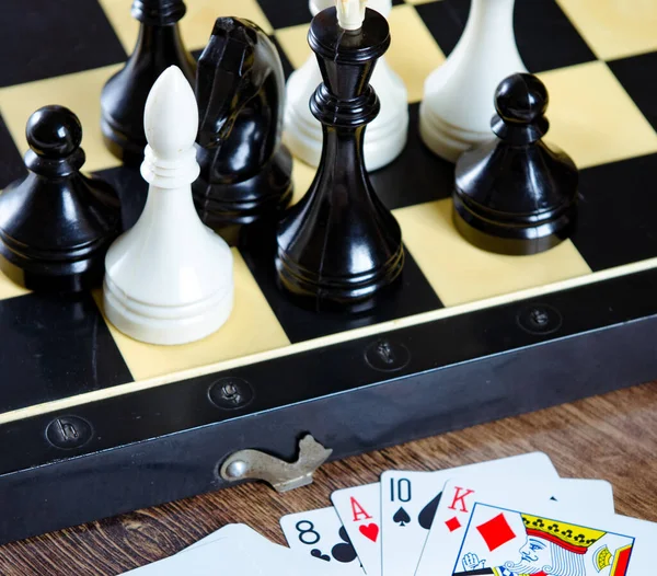チェスやその他のゲームアクセサリー — ストック写真