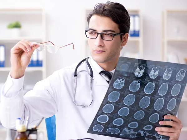 Ögonläkare i medicinska begrepp — Stockfoto