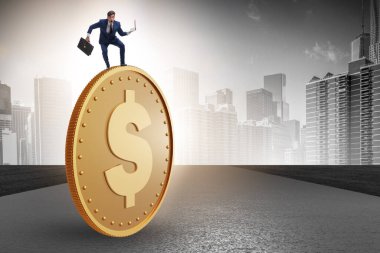 Dev altın paralı bir iş adamı.