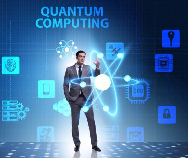 İş adamı kuantum hesaplama kavramında sanal düğmeye basıyor