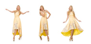 Whit 'in üzerinde çiçek izleri olan çekici elbiseli sarışın kız.