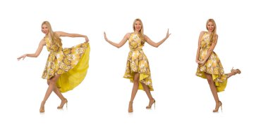 Uzun çiçekli elbiseli genç kadın, beyaz tenli.