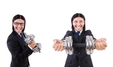 Genç işadamı beyaz izole halter holding