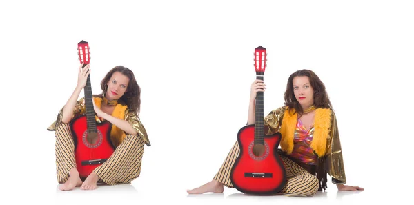 Mulher com guitarra em roupas mexicanas — Fotografia de Stock