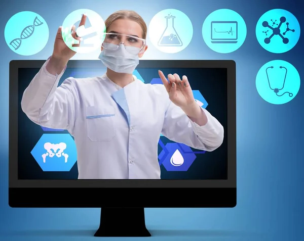 Telehälsa koncept med läkare gör fjärrkontroll — Stockfoto