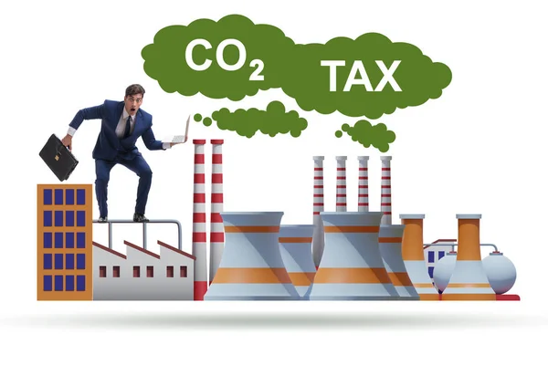 Бизнесмен в концепции углеродного налога — стоковое фото