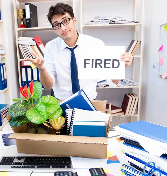 Employee being fired from work made redundant — Stock Photo, Image
