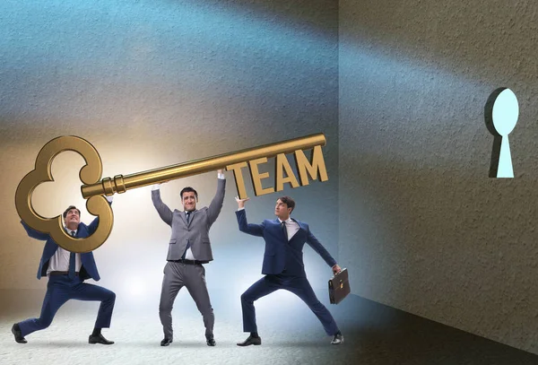 Geschäftsleute im Team- und Teamwork-Konzept — Stockfoto