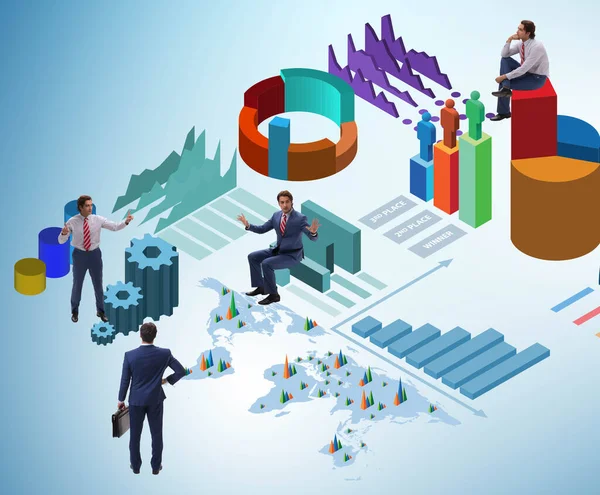 Geschäftsmann in Business Analytics Infografik-Konzept — Stockfoto