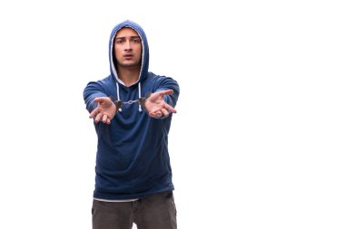 Genç erkek haydut beyazda izole edilmiş.